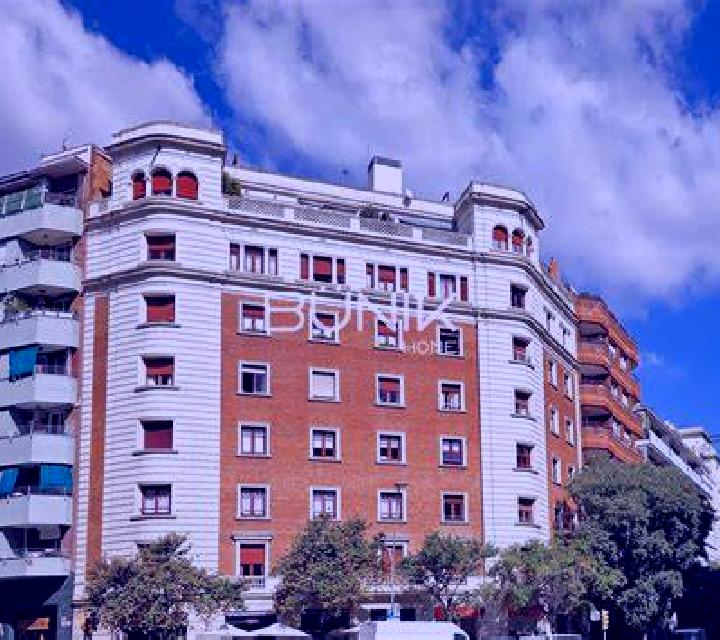 Manuela la Nova Esquerra de l Eixample escort