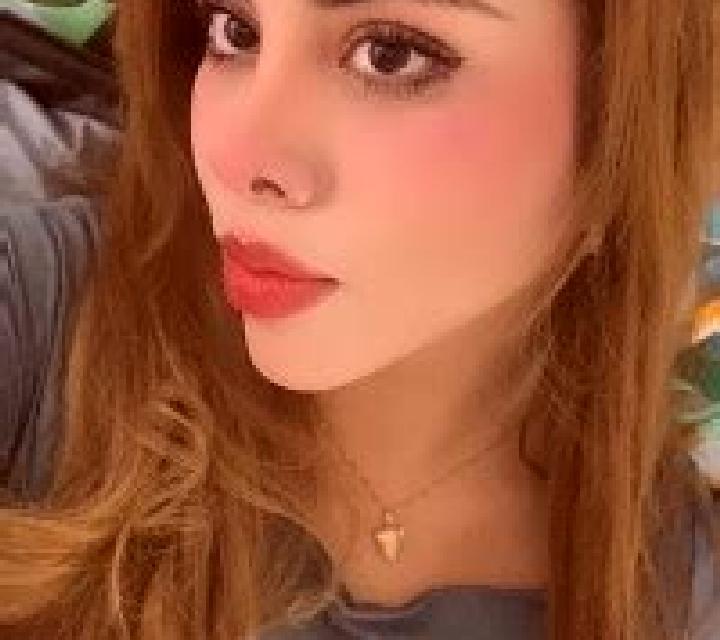 María Alange escort