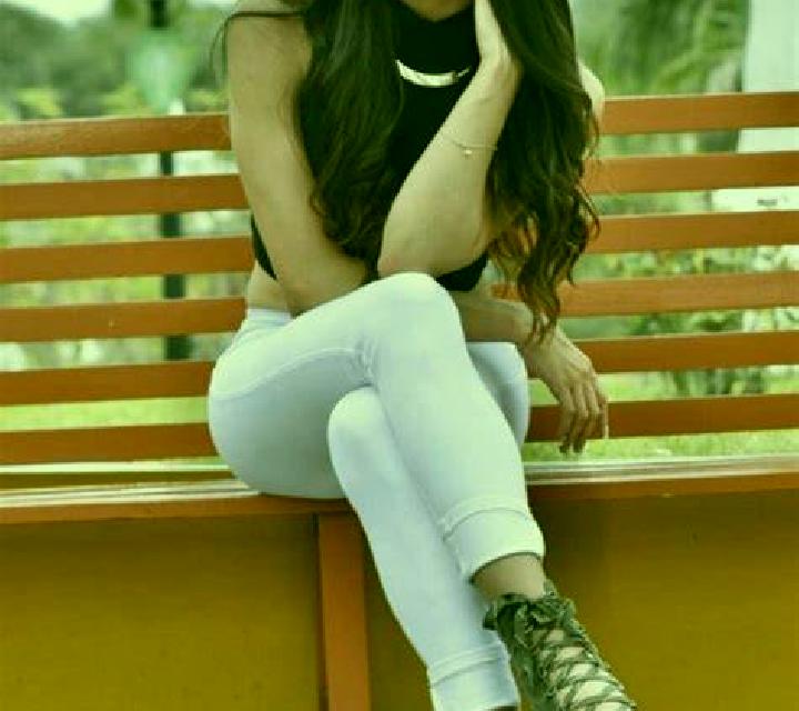 María Fresnedillas escort