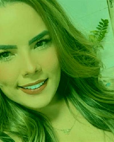 María Moia escort