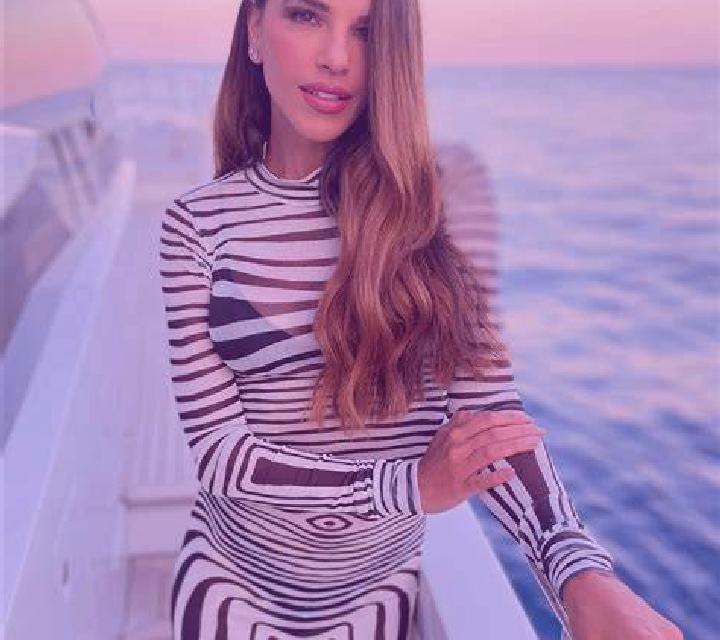 Mariana Albornos escort