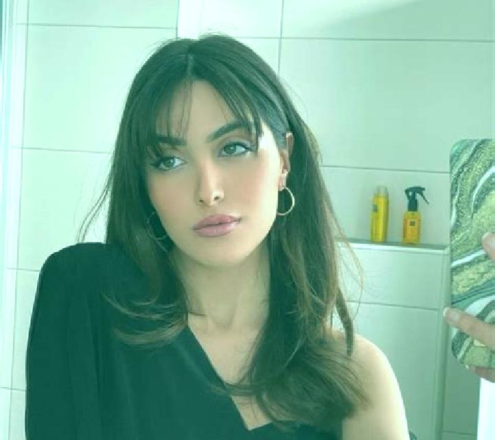 Mariana El Almendro escort