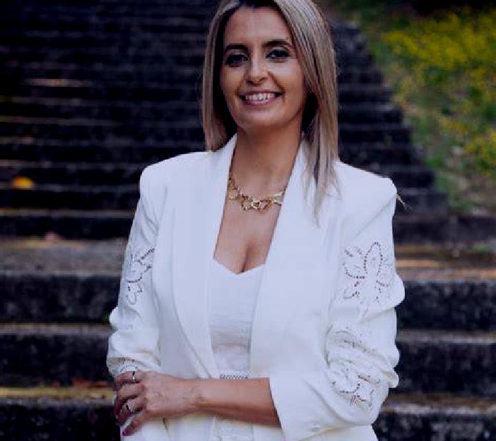 Marta Almoharin escort