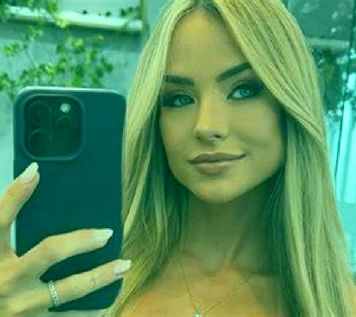 Nadia 3 Entrala escort