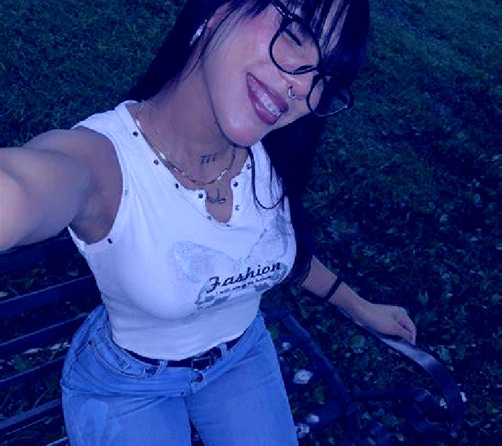 Nadia Cala escort