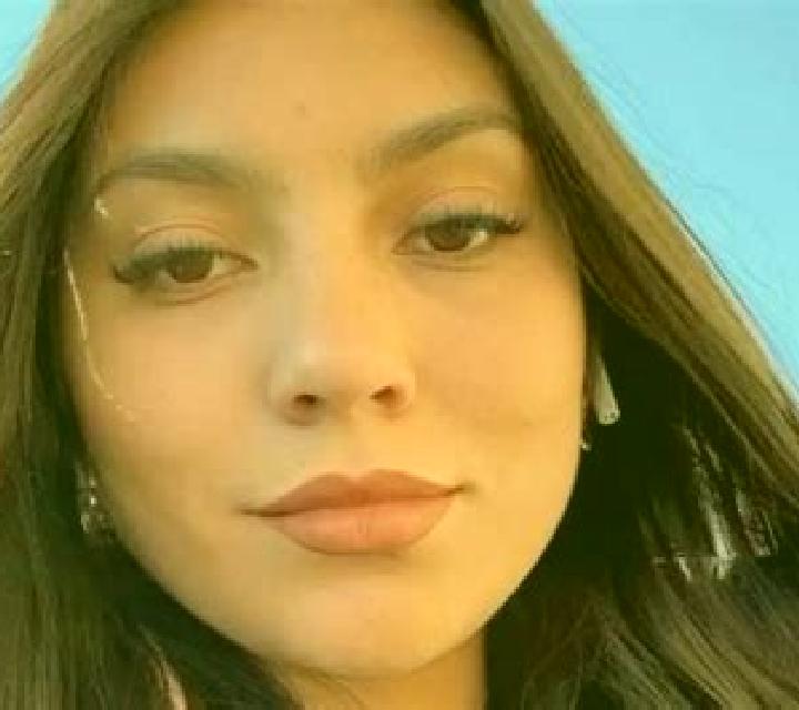 Ángela Alora escort