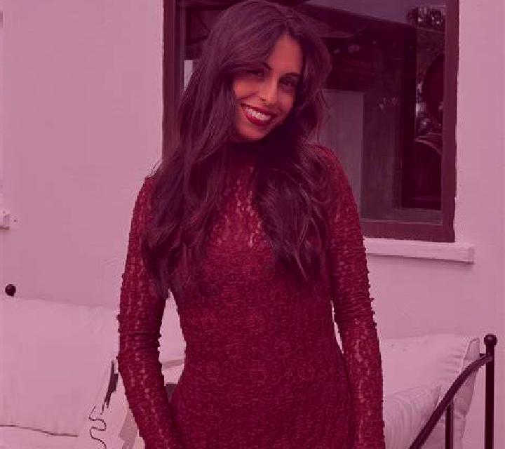 Ángela Valdorros escort