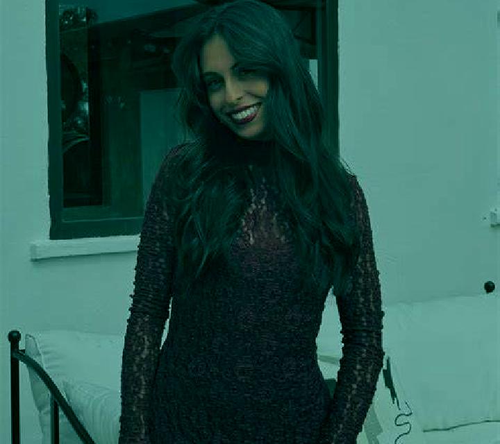 Noa Valdemaluque escort