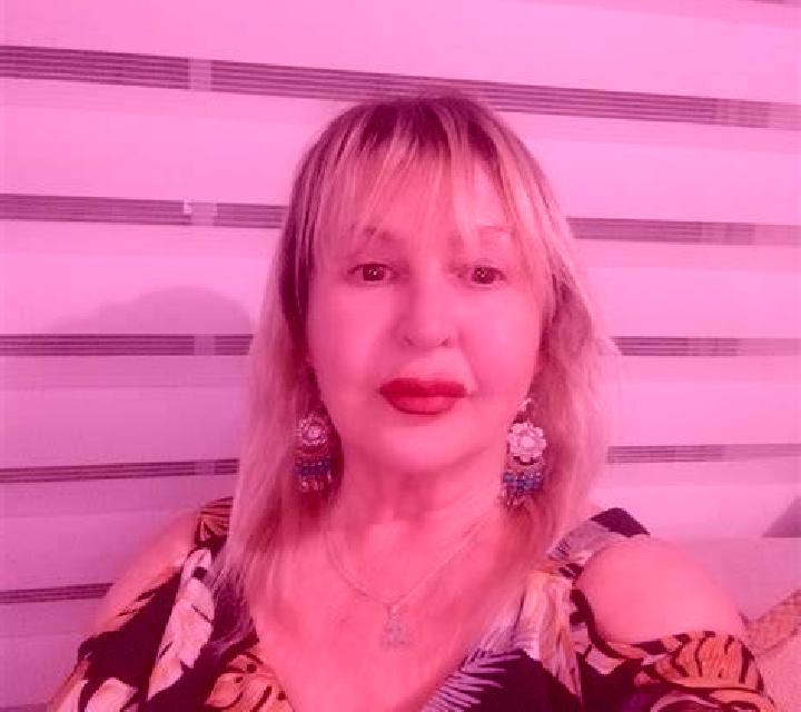Olivia 2 Las Tres Torres escort