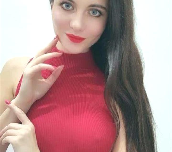 Paloma Sarratella escort