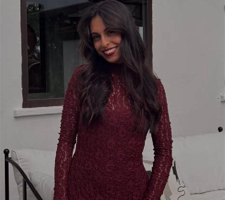 Paula Teguise escort
