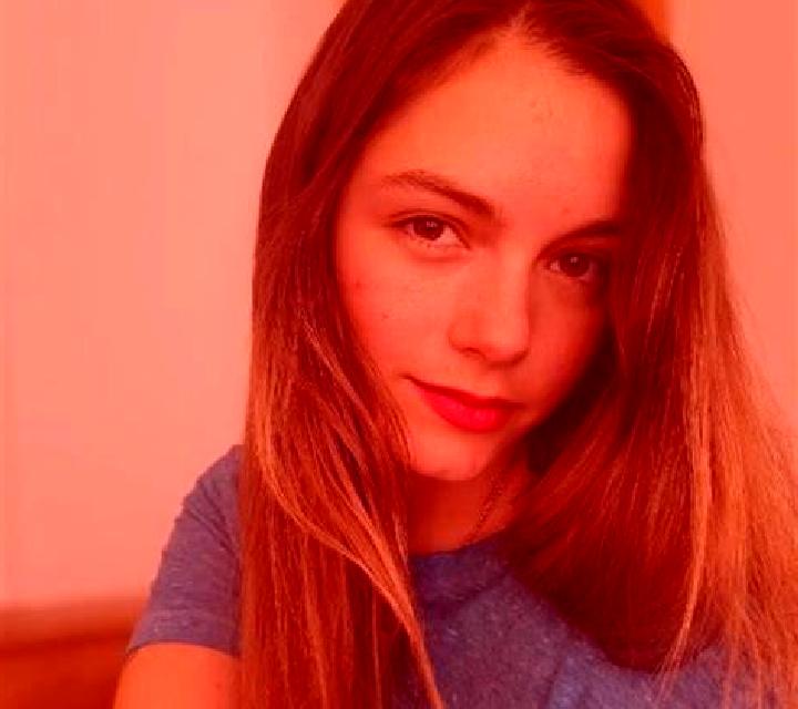 Paula Zumaia escort