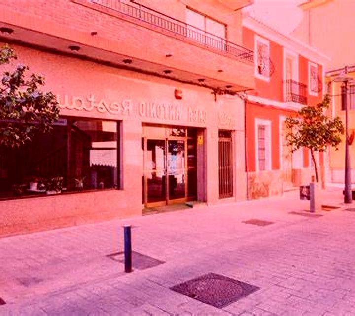 Regina 2 Villeguillo escort