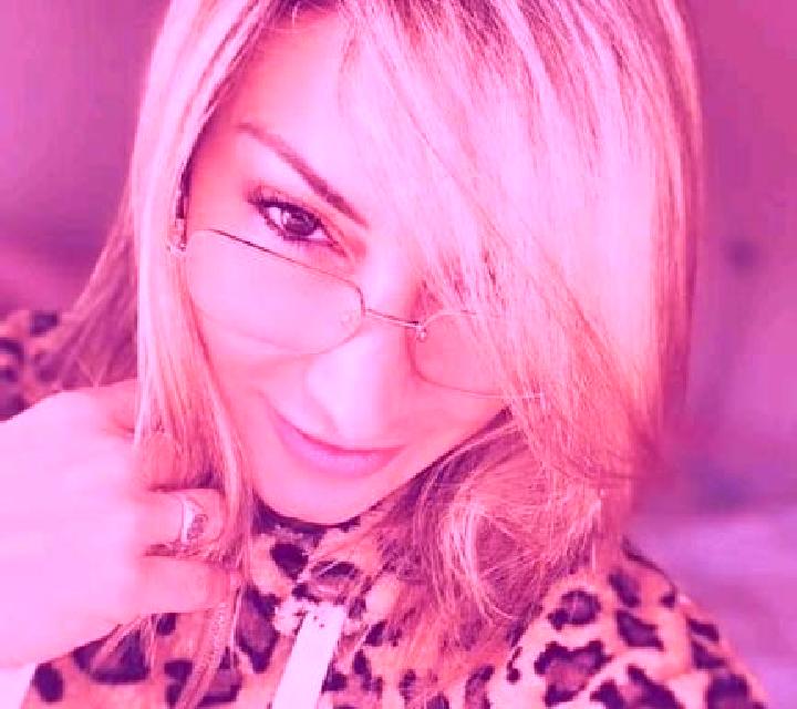 Regina Peraltilla escort