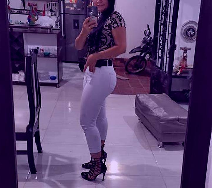 Regina Valdelagua del Cerro escort