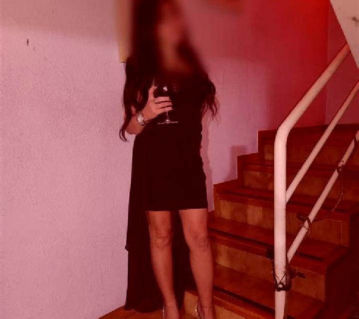 Renata 3 A Veiga escort