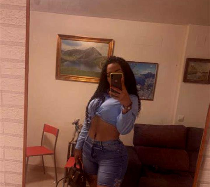 Rocío Salas Altas escort