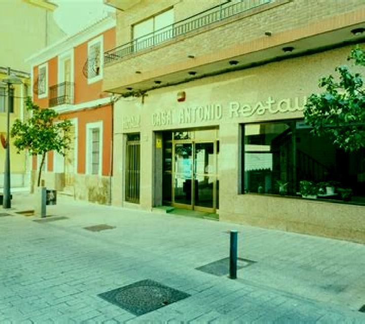 Rocío Torre de Miguel Sesmero escort