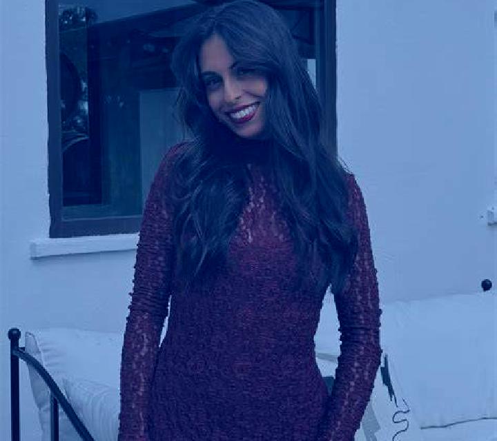 Rosa 3 Anento escort