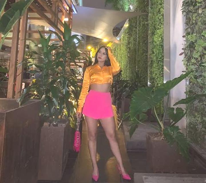 Salma Arona escort