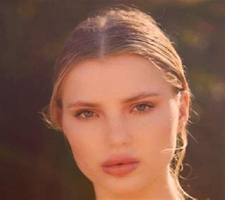 Valentina 2 Fines escort