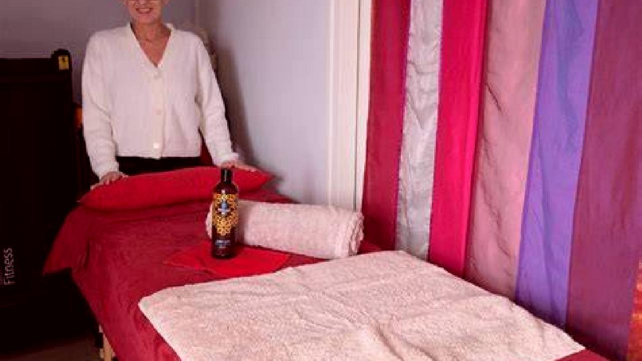Valeria 2 Hornos escort