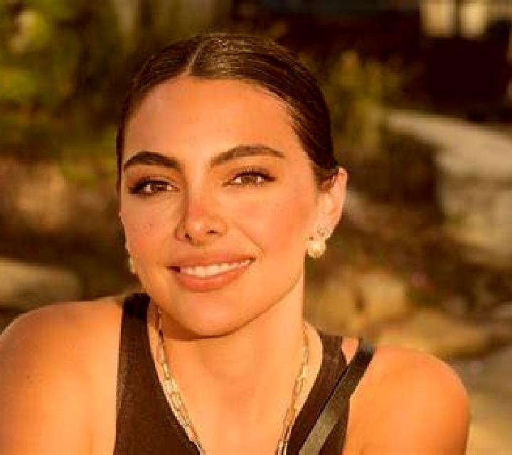 Valeria Cuevas de Provanco escort