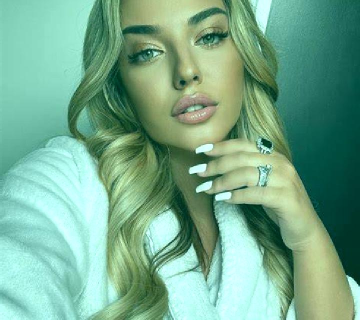 Verónica Chozas de Canales escort