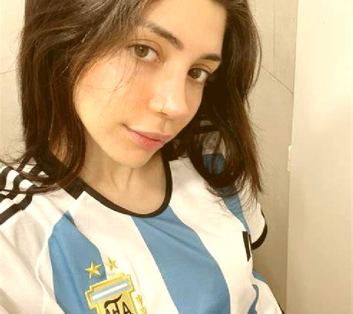 Yasmin 2 Llado escort