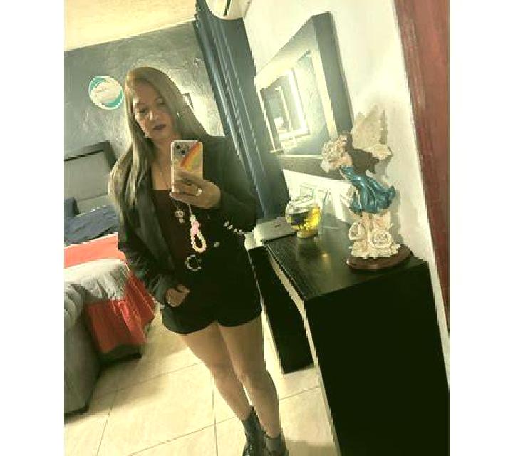 Yasmin Castuera escort