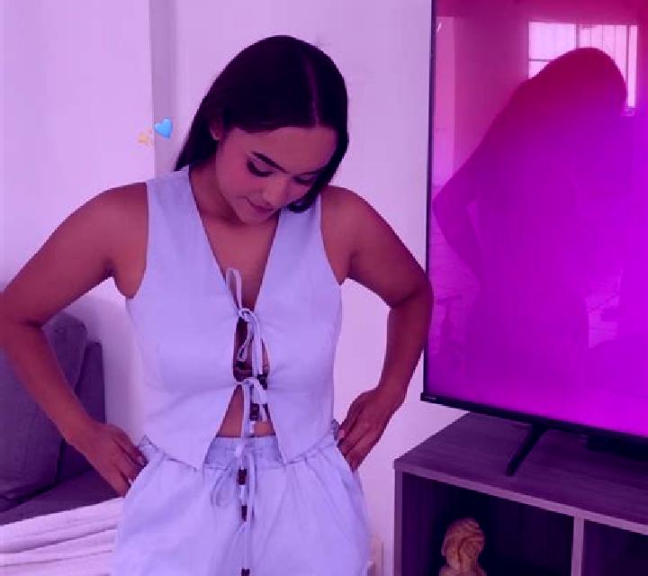 Zara 3 Oliete escort