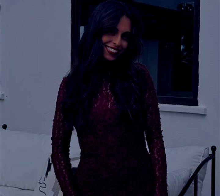 Zara Oleiros escort